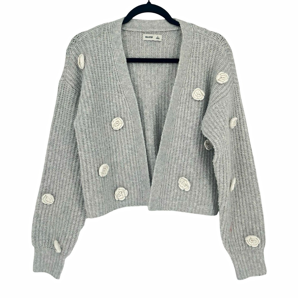Hollister Women's S Gray Rose Applique Chunky Knit Cropped Cardigan Sweater
